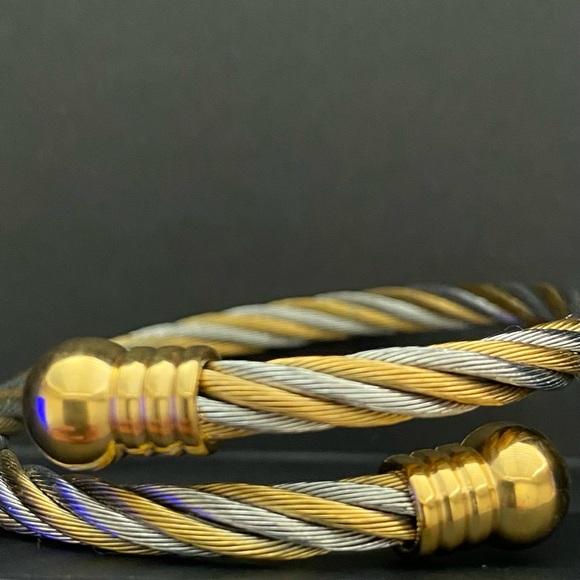 Jewelry Bangle Bracelet - Picture 2 of 2